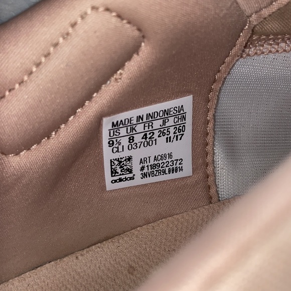 Adidas Women’s Alphabounce Sneakers Size 9.5 - Picture 10 of 11